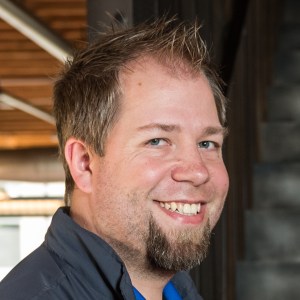 me_21256670406_353af95def_o_head_flip